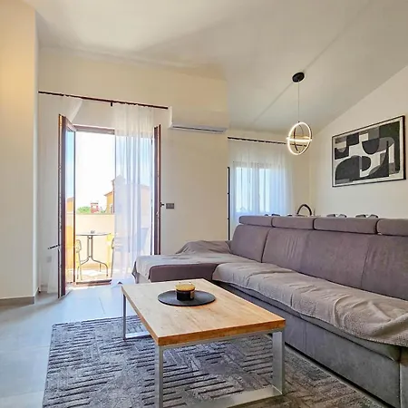 Emma Apartament