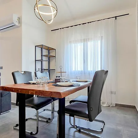 Apartament Emma *